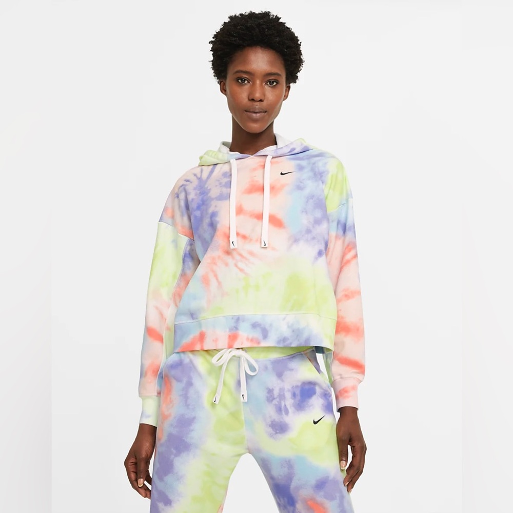 Nike Dri-FIT Get Fit
Women's Tie-dye Pullover Training Hoodie